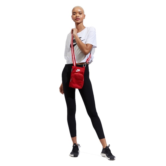 Nike Sport NSW University Red/Summit White BA5919-657 Adult Unisex Crossbody Bag - Picture 2 of 9